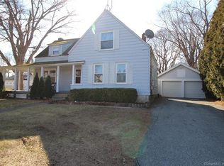 626 Vauxhall Street Ext, Waterford, CT 06385
