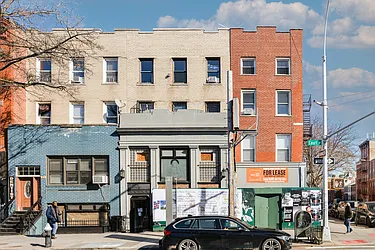 Rented by Safdie Realty Group