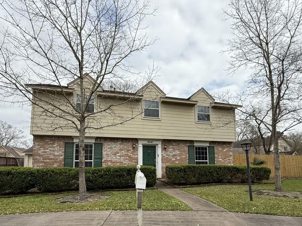 606 W Woodpark Dr