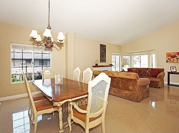 5th image of 2472 Haymarket St