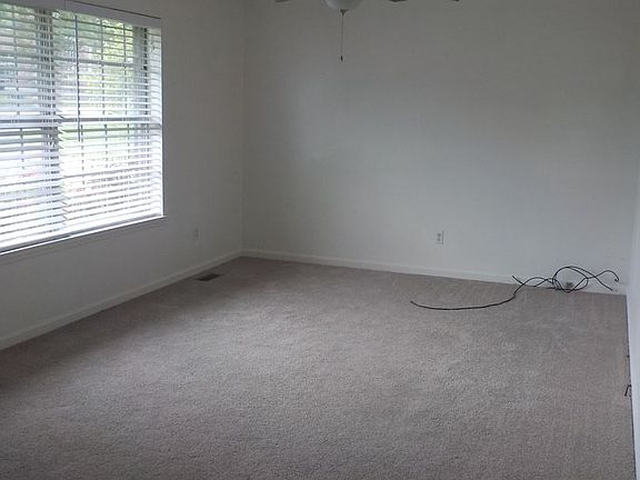 2nd image of 2705 Alvin Ct NW