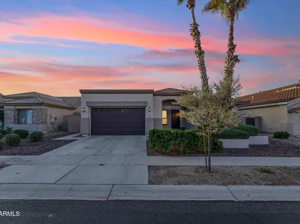 8825 W PALMAIRE Avenue, Glendale, AZ 85305