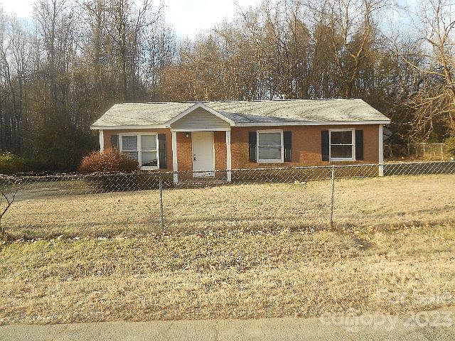 1st image of 318 E Torbush Dr