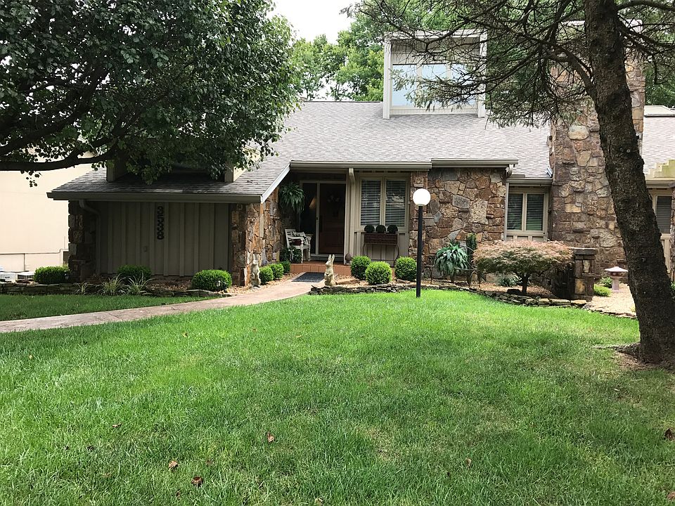 Front of townhouse