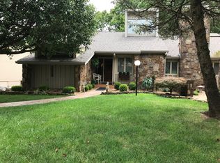3538 E Catalpa St, Springfield, MO 65809