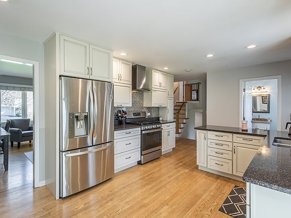 5th image of 307 E Lynnwood Ave