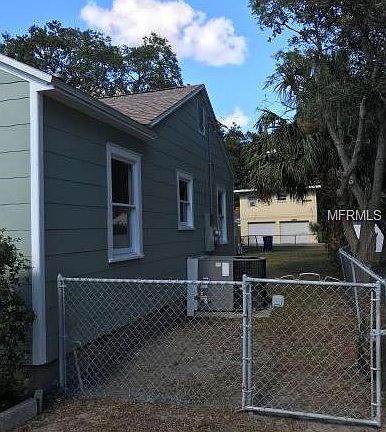 5th image of 3535 Burlington Ave N