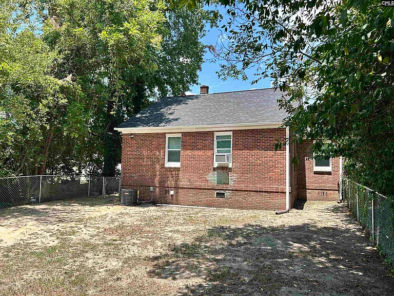 2112 Academy St — Photo 42