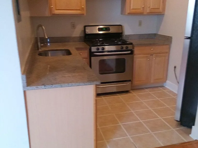 1110 Columbia Rd NW — Photo 17