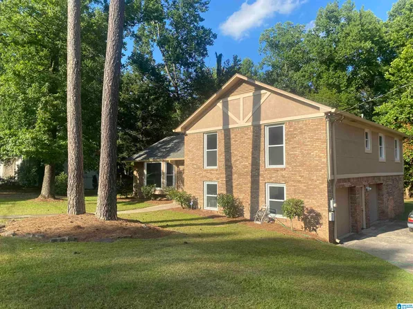 317 Half Moon Bnd, Birmingham, AL 35210