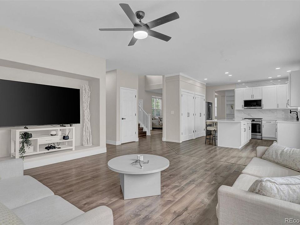 1st image of 573 S 17th Avenue