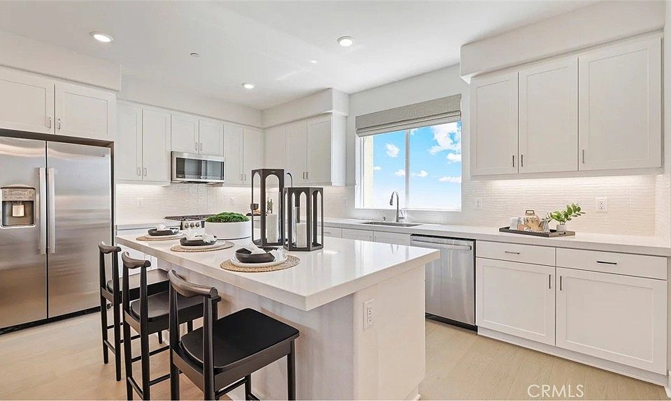 1st image of 1750 E Park St #20