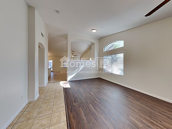 3rd image of 15874 W Supai Dr