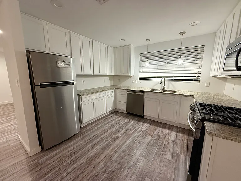3508 Foxcroft St — Photo 8