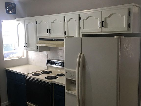 4th image of 1205 S 11th Ave #B