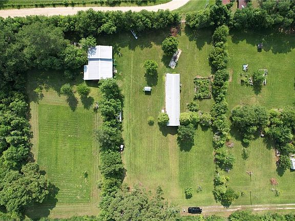 3rd image of 73164 Madaleen Ln