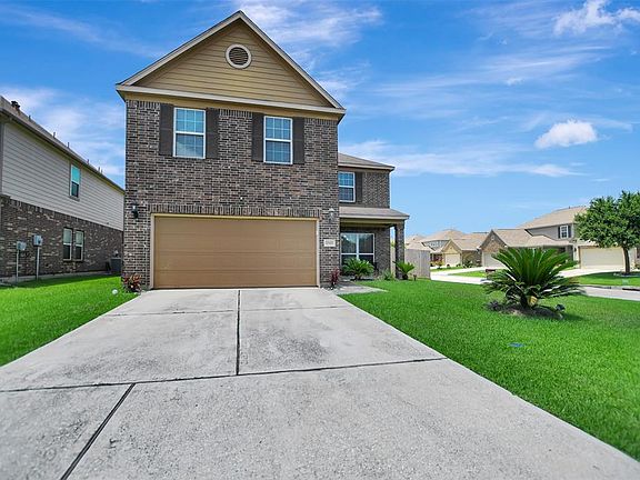 3rd image of 17819 Aveleigh Lane