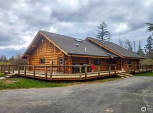 3883 Everett Ln, Ferndale, WA 98248