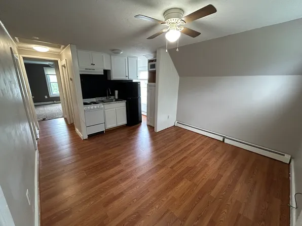 (undisclosed Address), New London, CT 06320