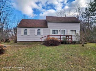 1621 S Fraser Rd, Kawkawlin, MI 48631