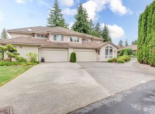 2000 Village Green Dr APT 15, Mill Creek, WA 98012