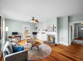 307 W Main St, Haw River, NC 27258