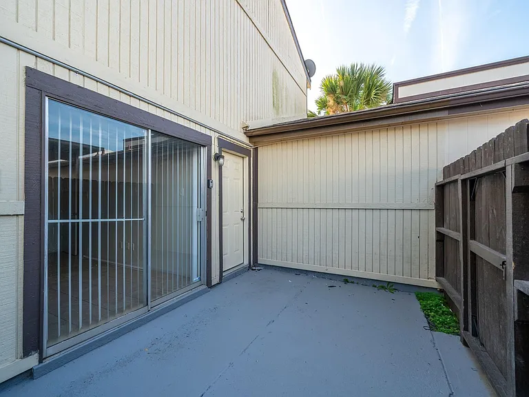 7847 Green Lawn Dr #7847 — Photo 23