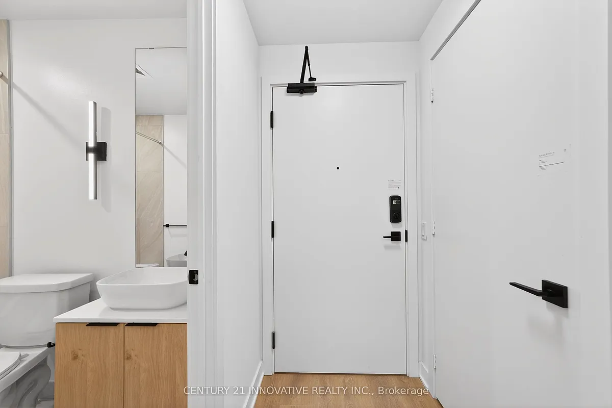 Building Photo - 1185 Dupont St #602