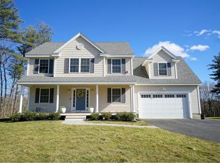 9 Ruth Ray Rd, Chester, NH 03036