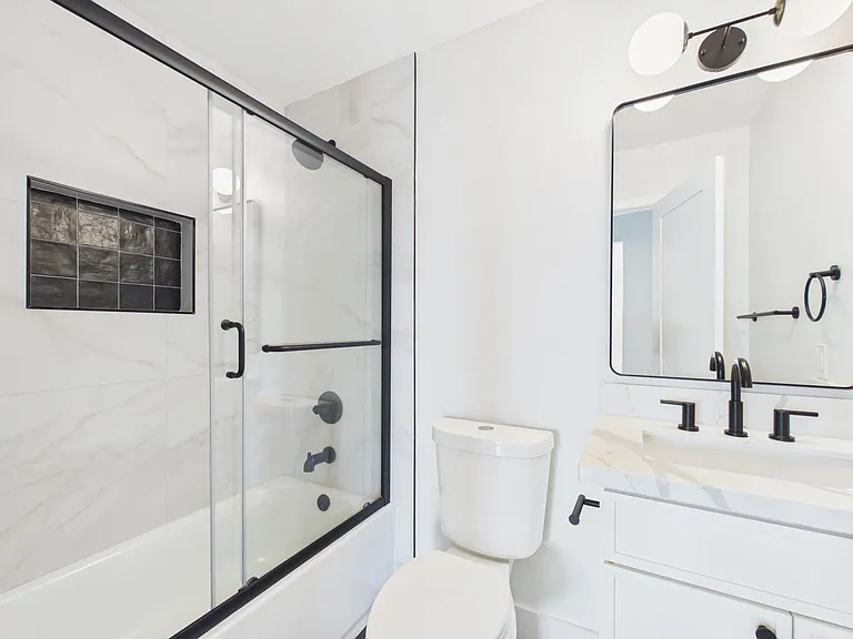 GS - 3129 Emerson — Photo 19