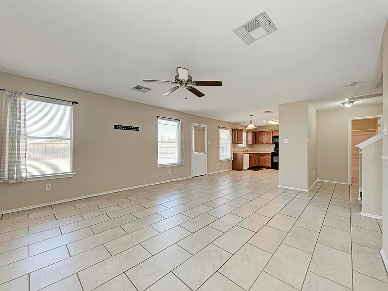 289 Drystone Trl — Photo 10