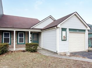 1203 Huntington Dr, Mundelein, IL