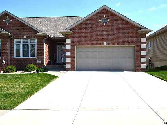 2nd image of 7544 Greycliff Dr