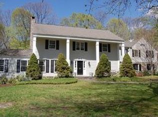 5 Robin Ln, Wilton, CT 06897