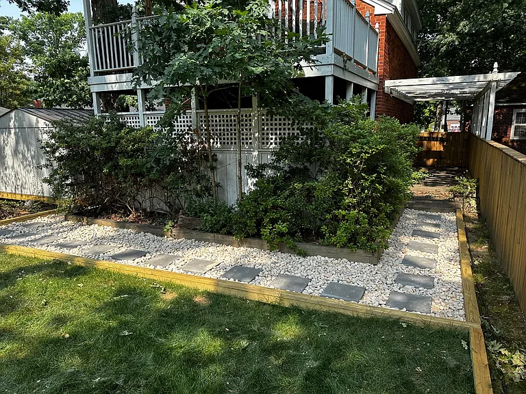 6012 Bush Hill Dr — Photo 36