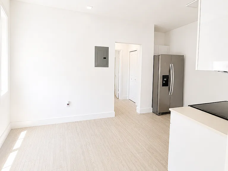 6918 Bay Dr #14 — Photo 14