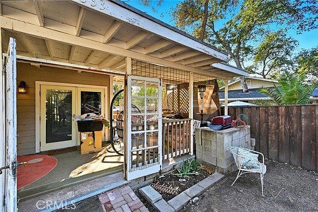 1st image of 14633 Robinson Ave