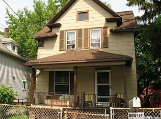 24 Prescott St, Rochester, NY 14611