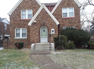 8155 Ward St, Detroit, MI 48228