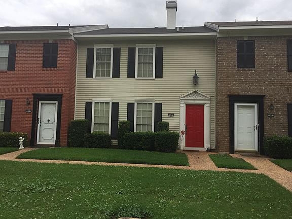 Charming curb appeal