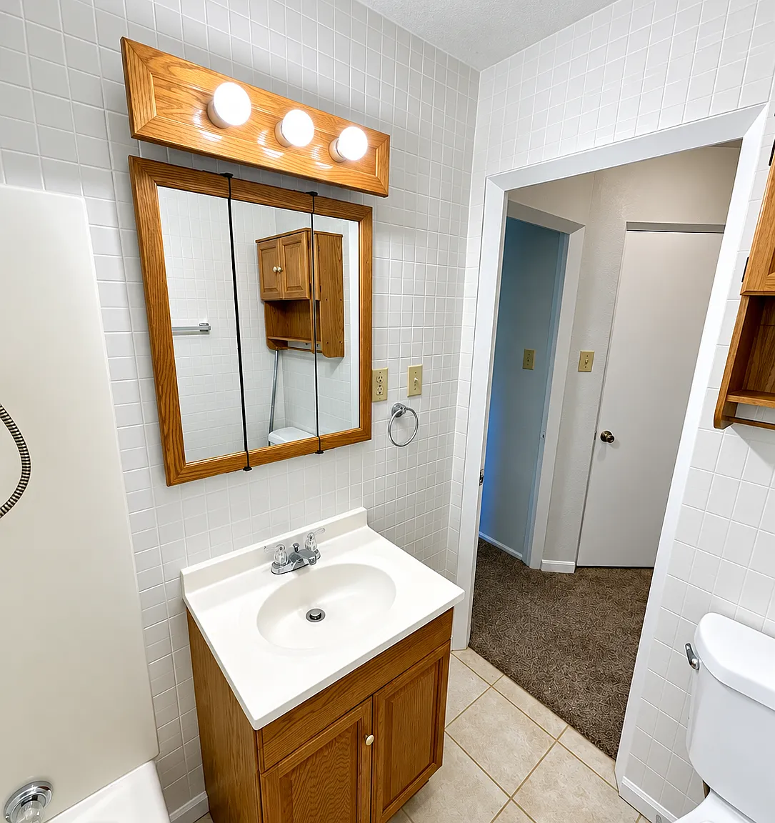 2 bed, $1,075 — Photo 1
