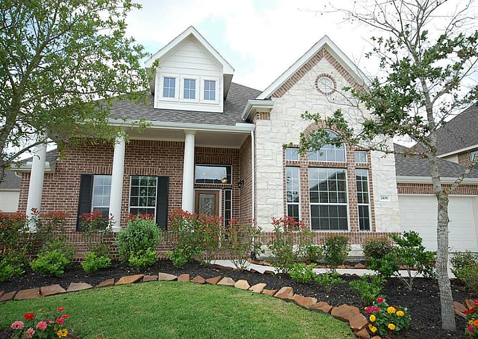 1st image of 2108 Woodland Ct