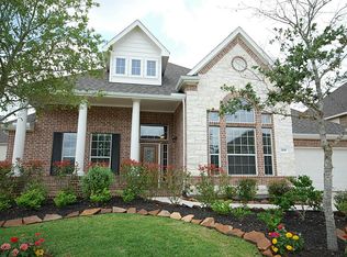 2108 Woodland Ct, Pearland, TX 77581