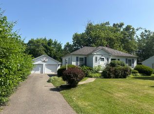 341 E Glenguile St, Parchment, MI 49004