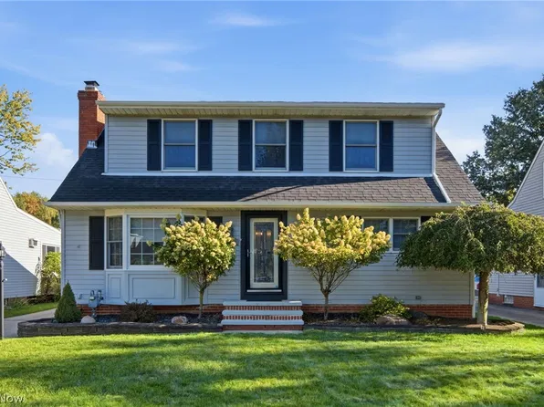 16420 Parklawn Ave, Middleburg Heights, OH 44130