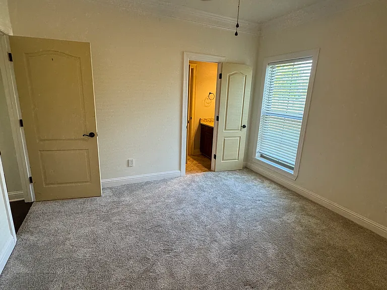 108 Colonel Burt Dr — Photo 14