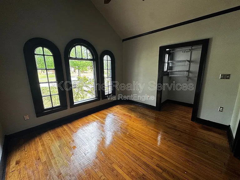 2854 NW 19th St #2854 — Photo 1