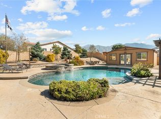 35316 Dry Creek Rd, Yucaipa, CA 92399