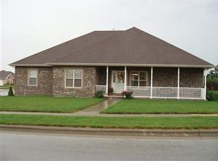 1186 E Evington Ct, Springfield, MO 65803