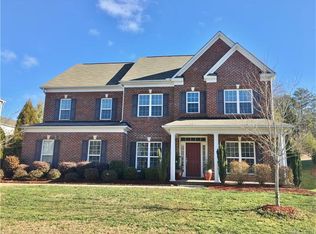 9161 Kensington Forest Dr, Harrisburg, NC 28075